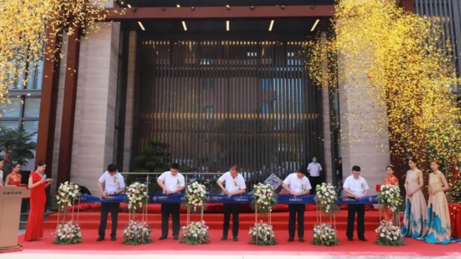 綻放津門—百酈榮錦苑營銷中心盛大開放！